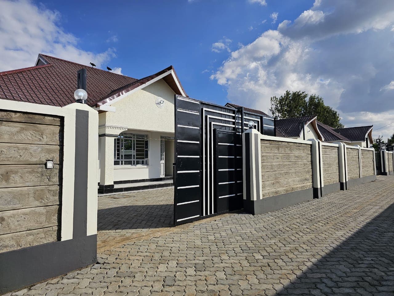 Mugutha 3 Bedroom House Image 8