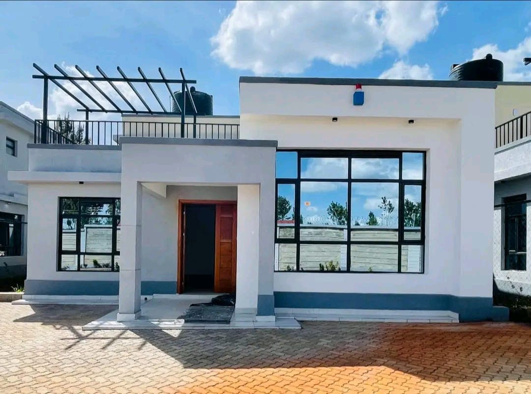 Mugutha 4 Bedroom House Image 3